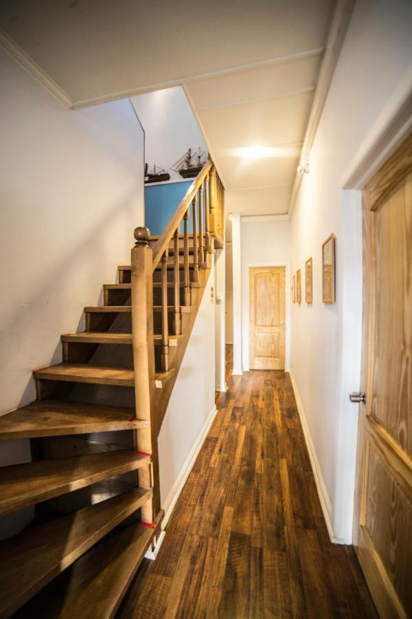 Hostal Boutique Terra Antarctica Пунта-Аренас Экстерьер фото